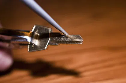  Bronx Express Locksmith Bronx, NY 718-663-2476